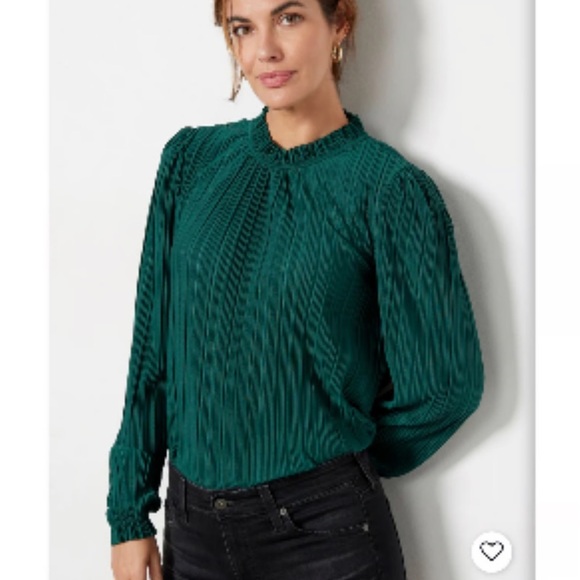 EVEREVE Pleated High Neck Blouse - Picture 1 of 6